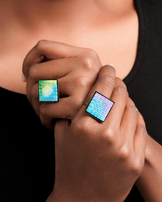 NEELAVENI "sikku pulli kolam"Abstract rings