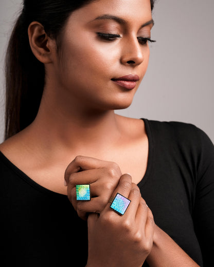 NEELAVENI "sikku pulli kolam"Abstract rings